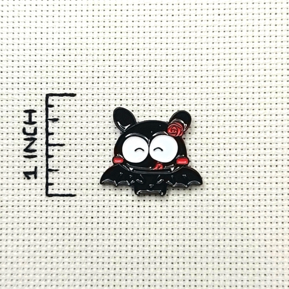 Chibi bat needle minder